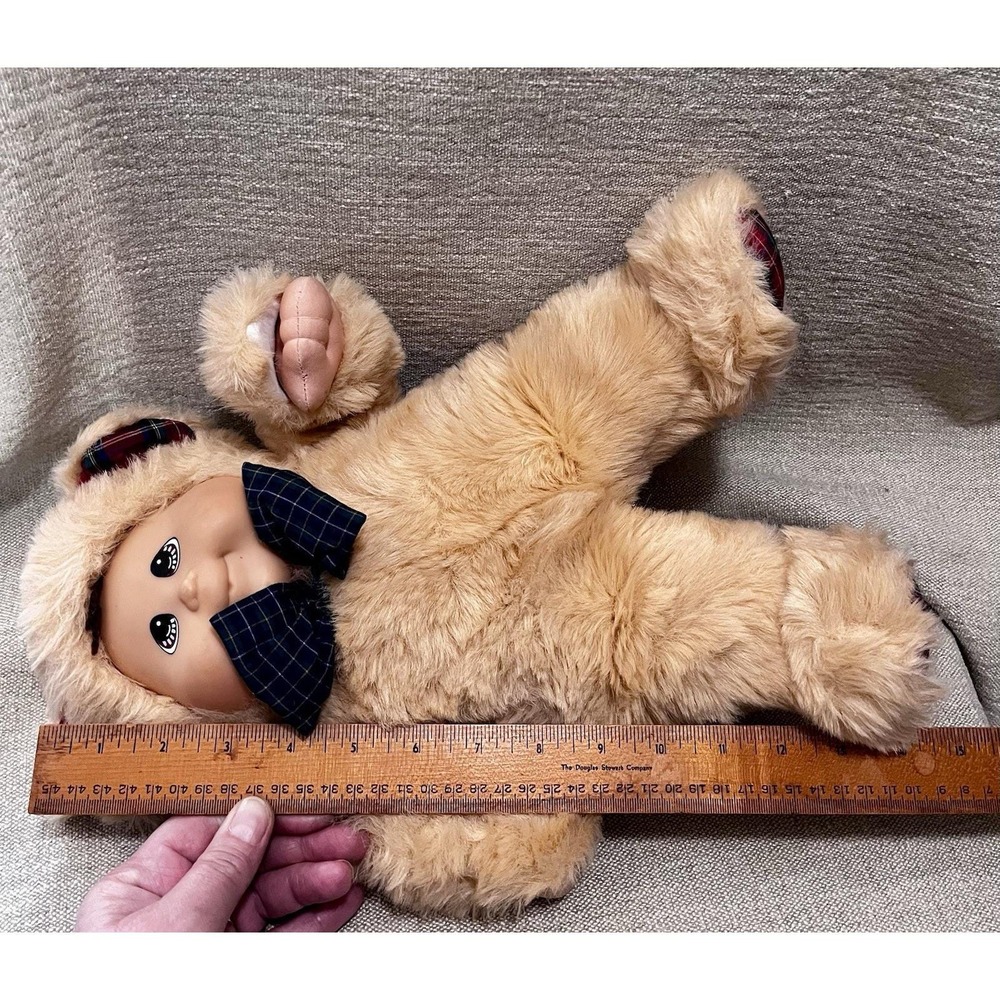 1999 Kuddle Love Kids Boy Doll Tan Bear Costume Brown Eyes Bow Tie Plaid Accents - Picture 7 of 9